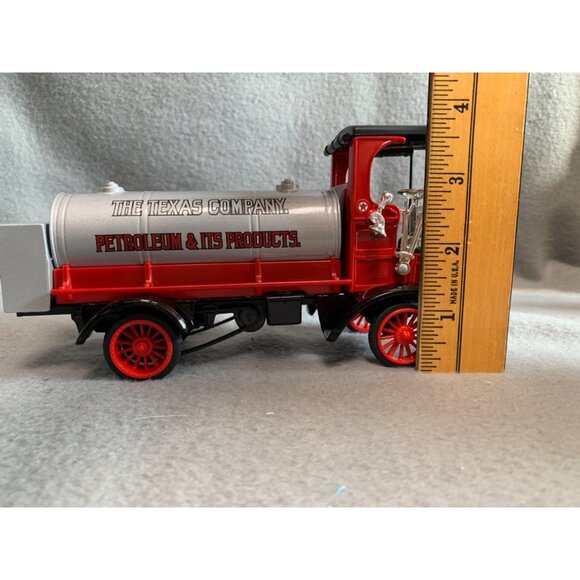 Texaco 1910 Mack Tank Truck Bank 1995 Ertl Collectibles Die-Cast Model Toy - Picture 10 of 14